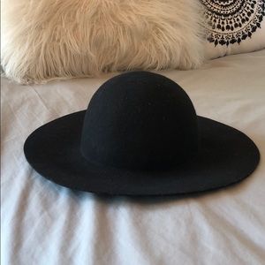 H&M Black Floppy Hat